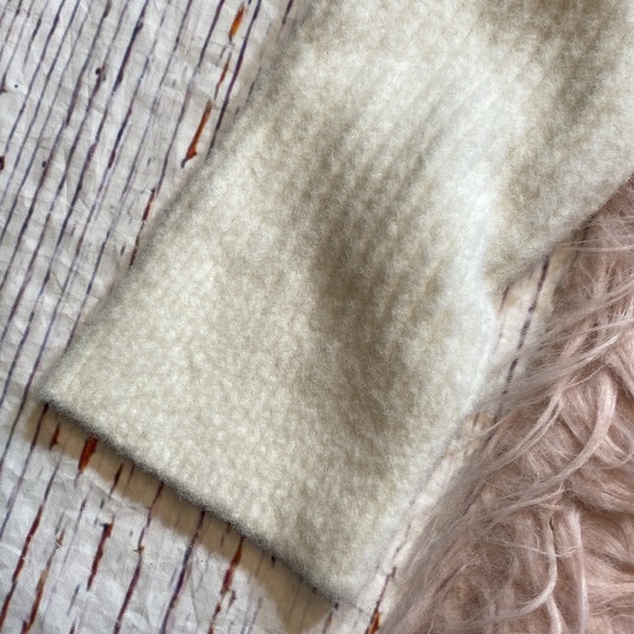 Spiritual Gangster Funnel Neck Rib Sweater Ivory sz M - Picture 7 of 11